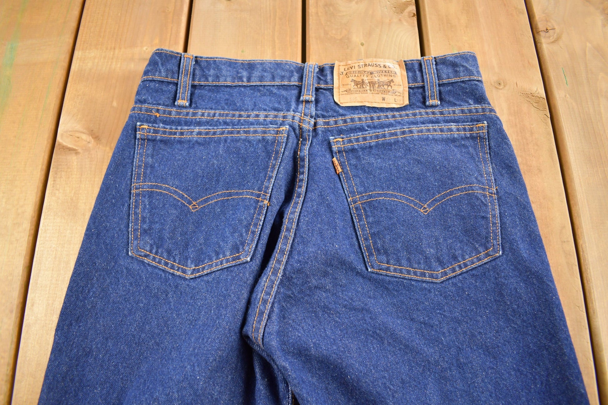 Vintage 1980s Levi's Orange Tab Medium Wash Denim Jeans Size 30 x 31