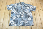 Vintage Hawaiian Style Floral Button Up Shirt