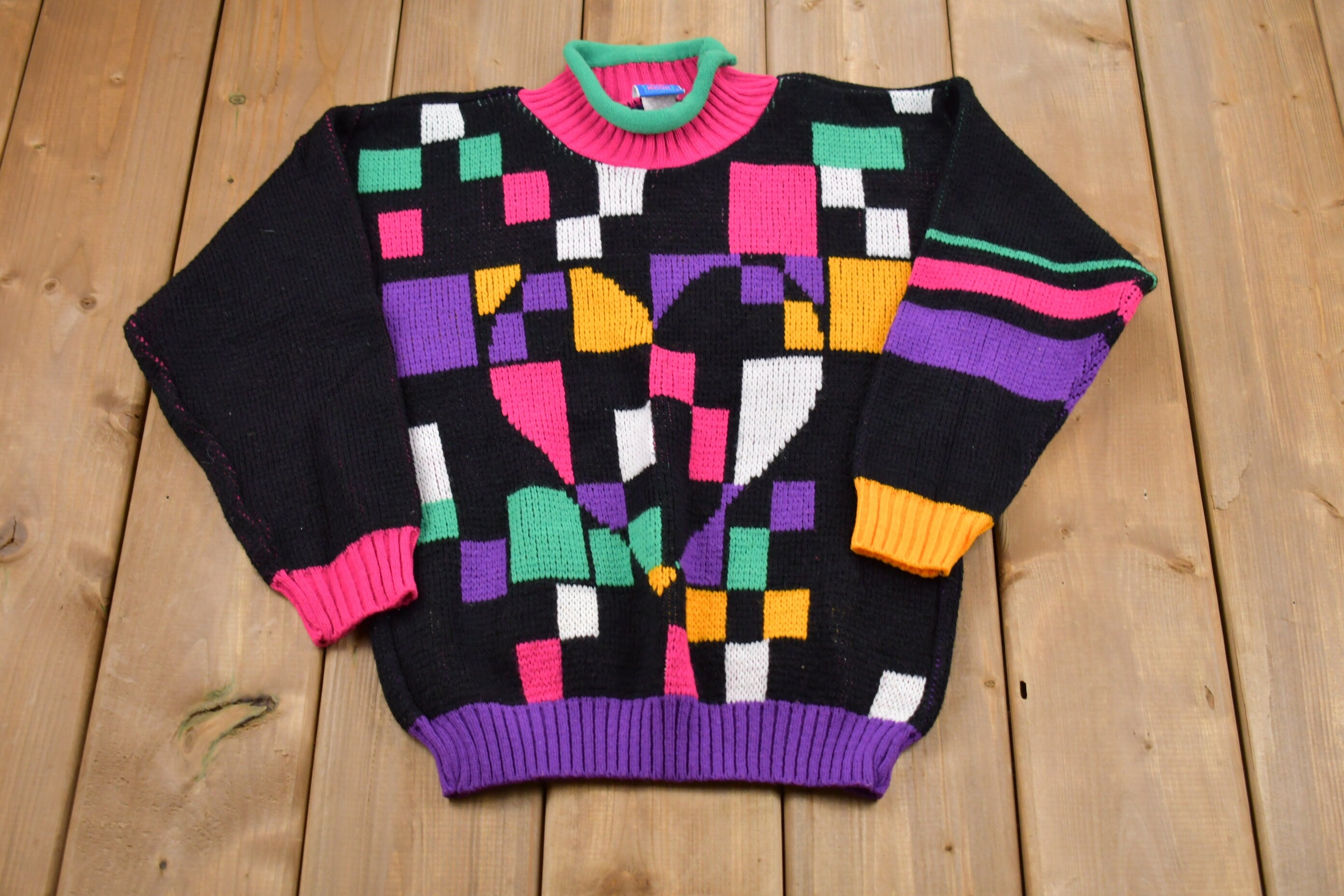 Vintage 1990s New Moves Heart Graphic Knitted Sweater