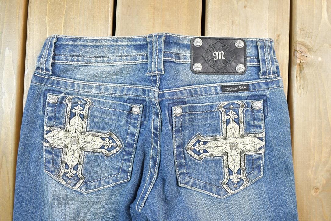 Vintage Y2K Miss Me Bedazzled Low Rise Jeans Size 26x31