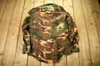 Vintage 1990s William's Bay Woodland Camo Button Up Shirt
