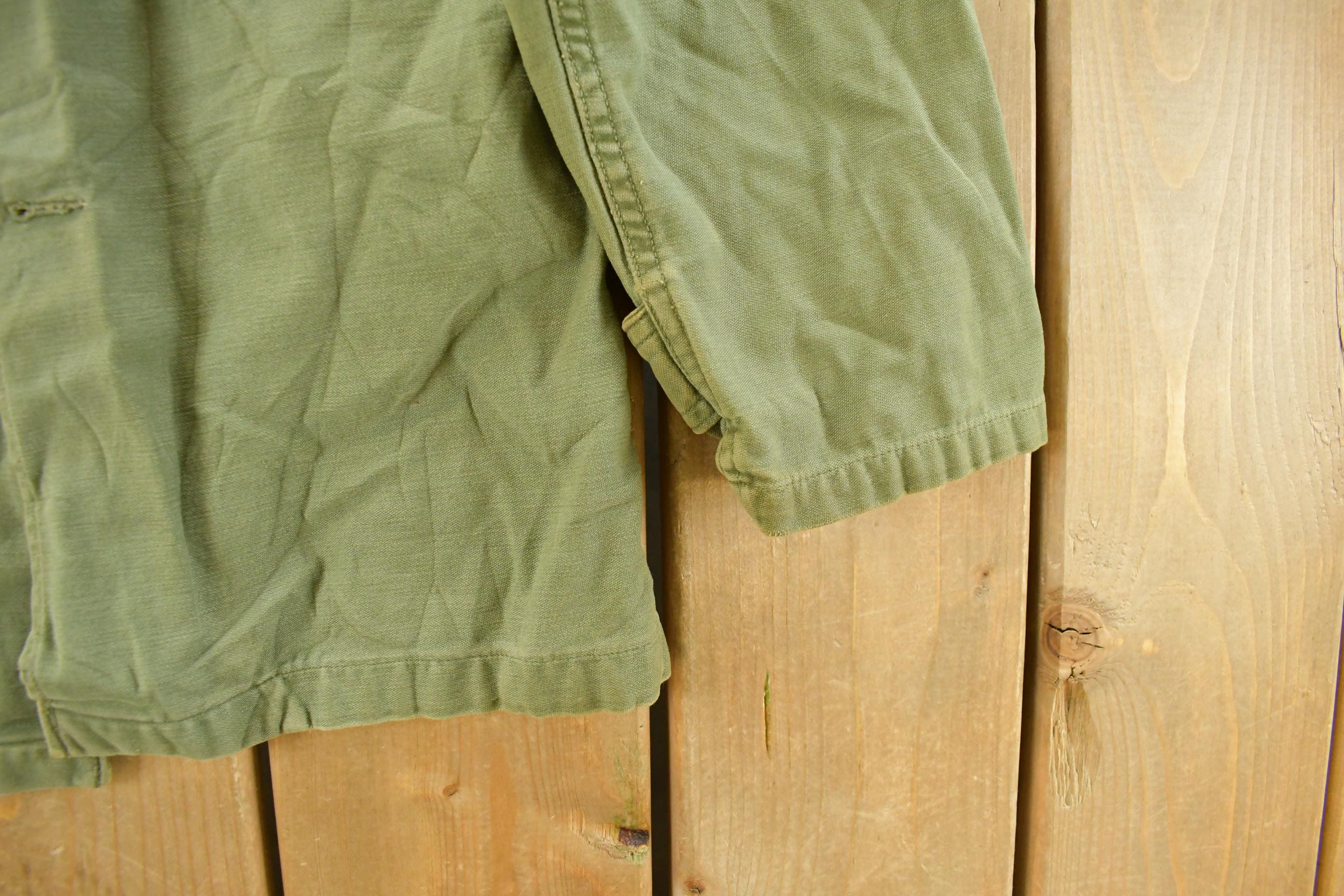 Vintage 1960s OG-107 Military Sateen Shirt Men's Small