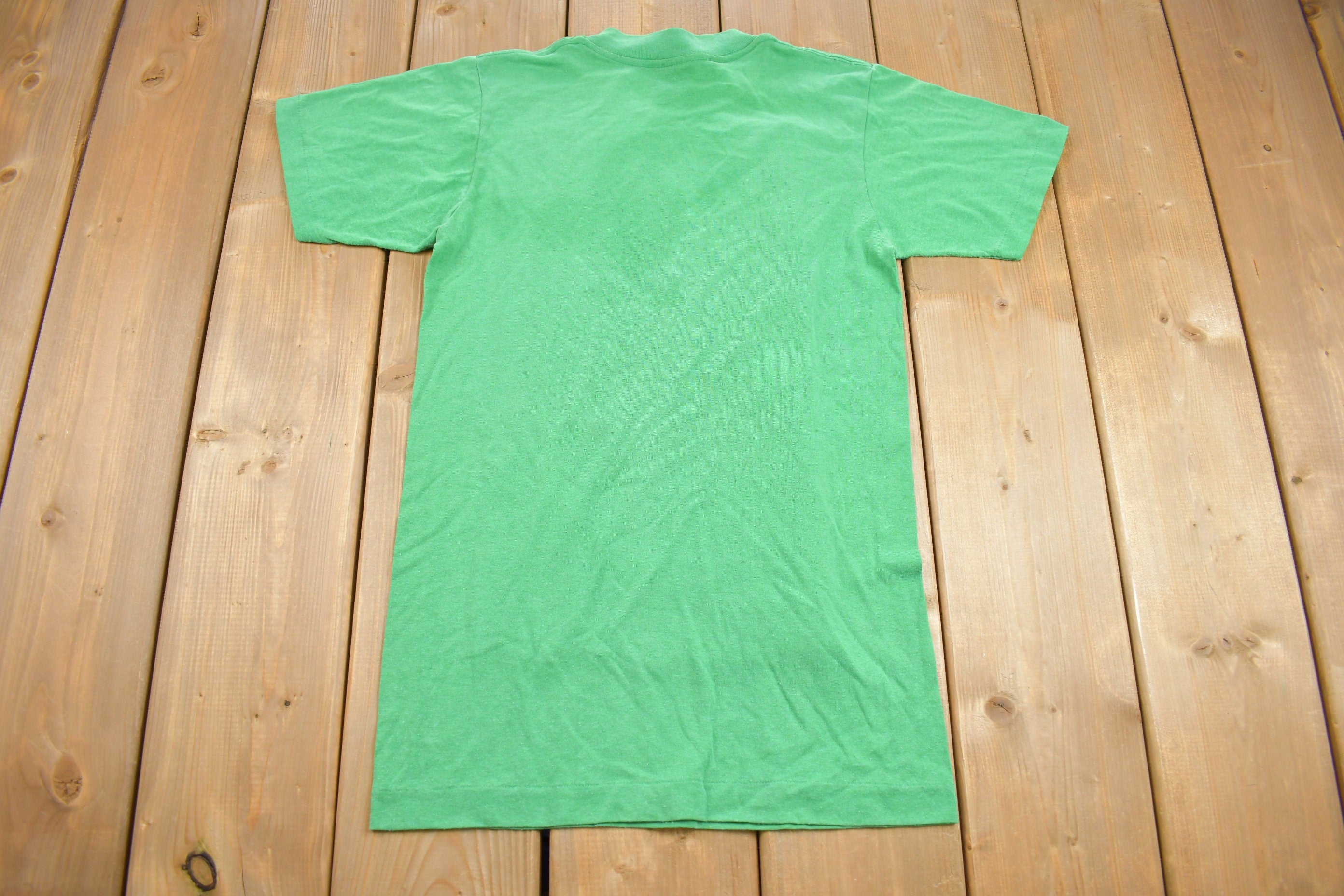 Vintage 1990s Green Blank Simple T Shirt