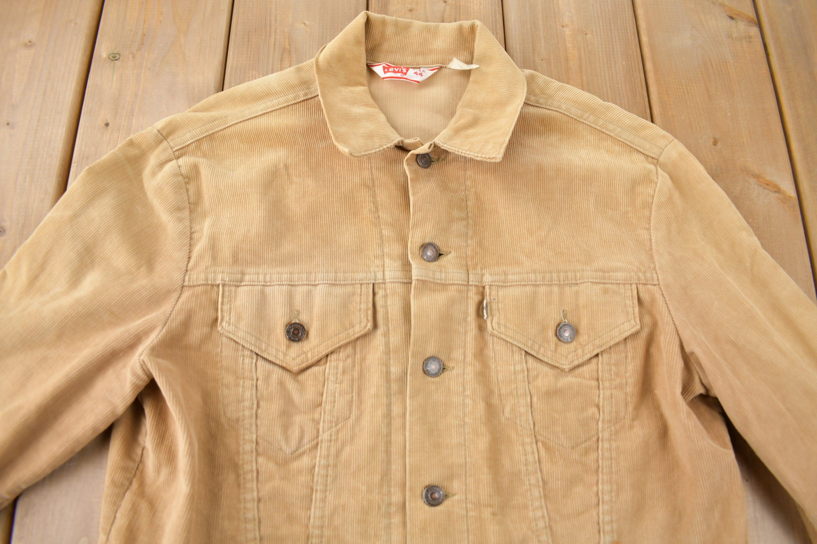 Vintage 1970s Levi's Corduroy Button Up Light Jacket