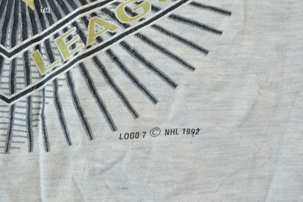 Vintage 1992 Minnesota North Stars NHL Logo 7 Graphic T-Shirt Single Stitch