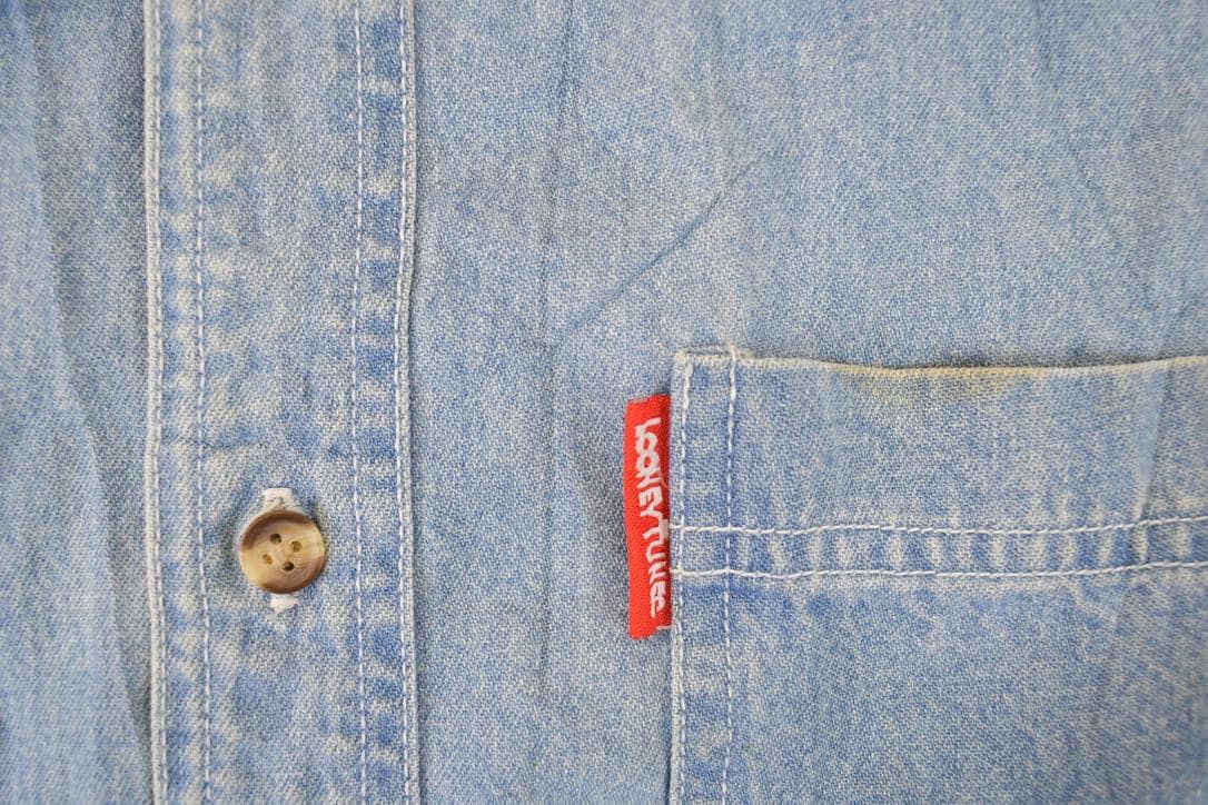 Vintage 1990s Warner Brothers Bugs Bunny Gang Embroidered Denim Button Up Shirt Mens L