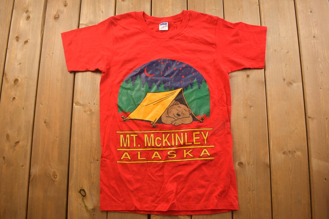Vintage 1990s Mt. McKinley Alaska Travel T-Shirt