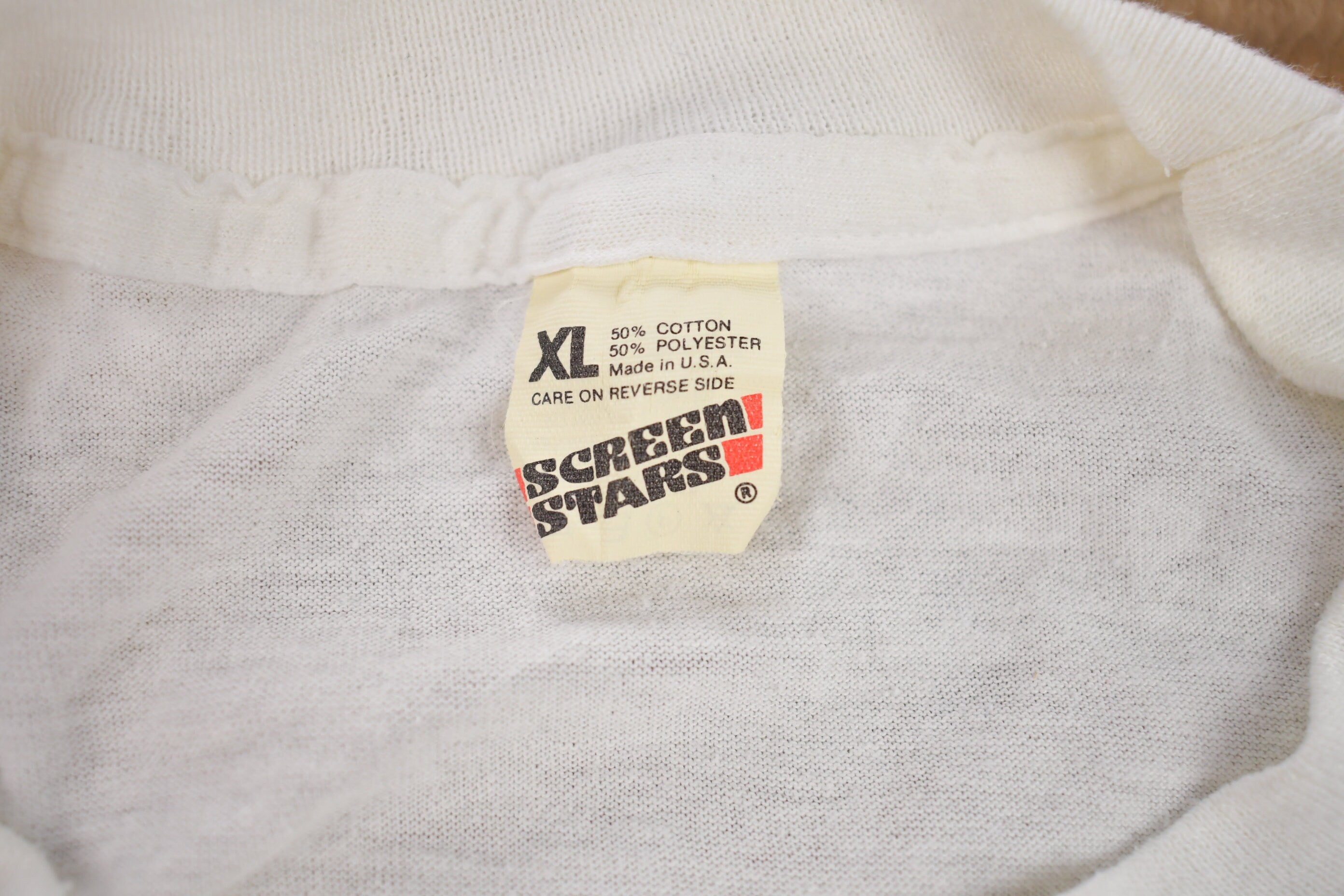 Vintage 1990s Cute Bunny Rabbit Graphic T Shirt