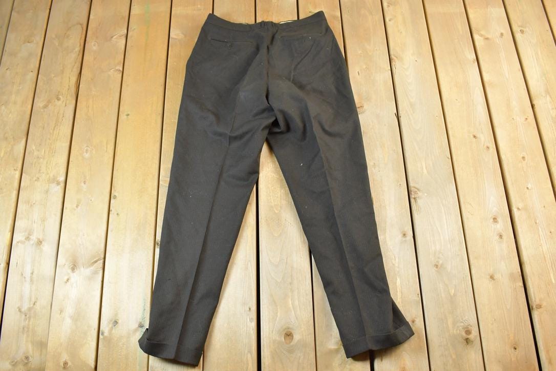 Vintage 1980's Wool Plaid Dress Pants Size 30 x 32 / 1980s Wool Pleated Pants / Streetwear / True Vintage / Vintage Workwear / Wool Pants