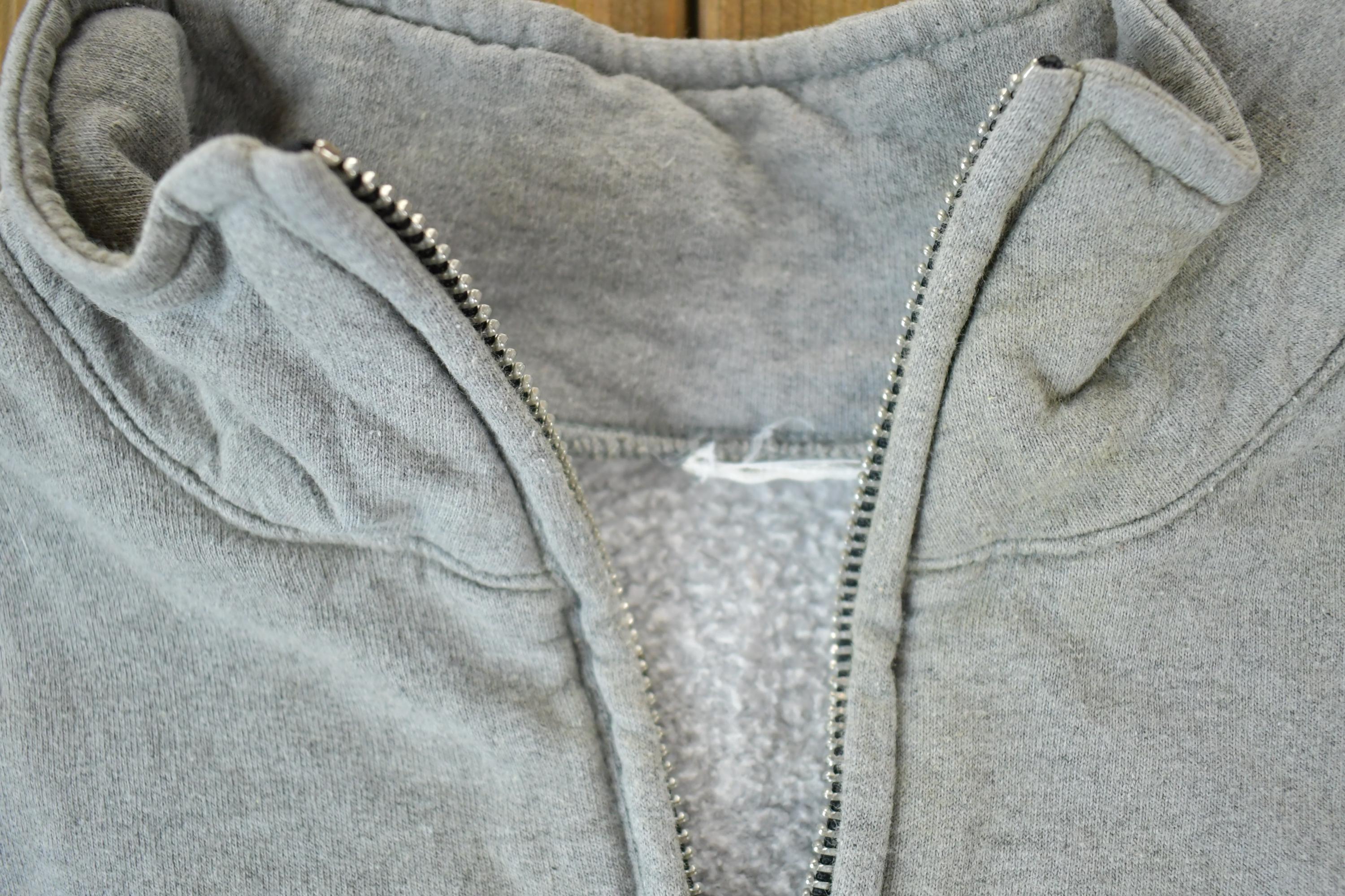 Vintage 2003 Harley Davidson Big Barn Iowa Graphic Zip Up Motorcycle Hoodie