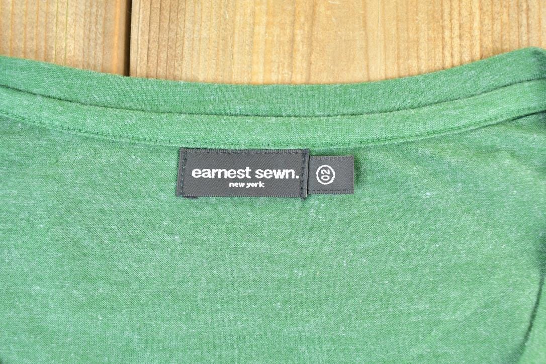 Y2k Earnest Sewn NY Cropped T-Shirt / Vigoss Grunge Skull Print / Contrast Stitch / Internet Famous Clothing / Over Dyed
