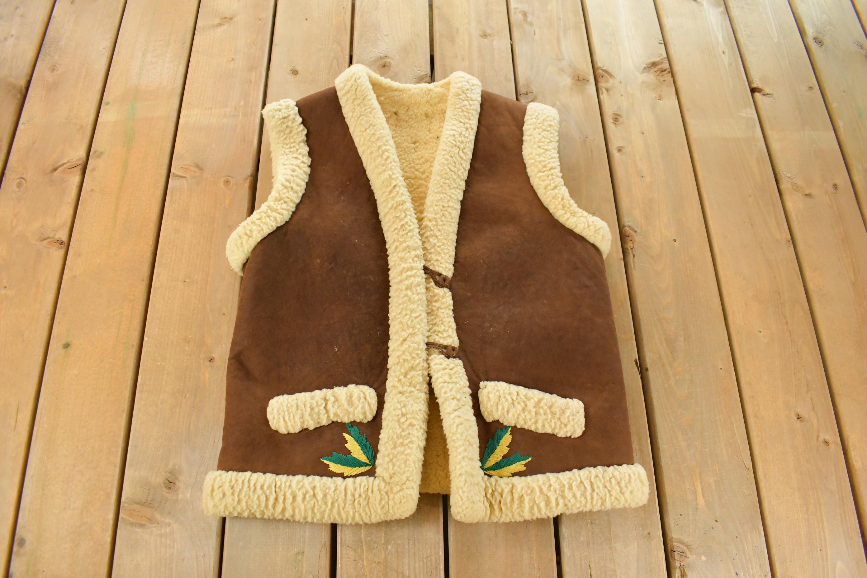 Vintage 1970s Shearling Floral Boho Vest Jacket Sherpa Lined Adult Large