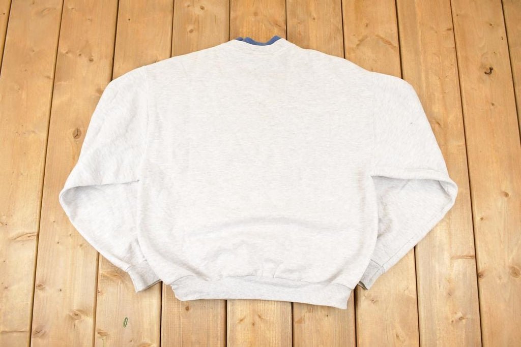 Vintage 1990s Top Stitch Embroidered Cardinal Winter Theme Double Collar Crewneck Sweatshirt Women's L