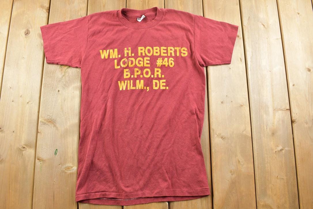 Vintage 1980s M H Roberts Lodge Number 46 Souvenir T-Shirt  Streetwear  Vacation Tee  Travel T Shirt