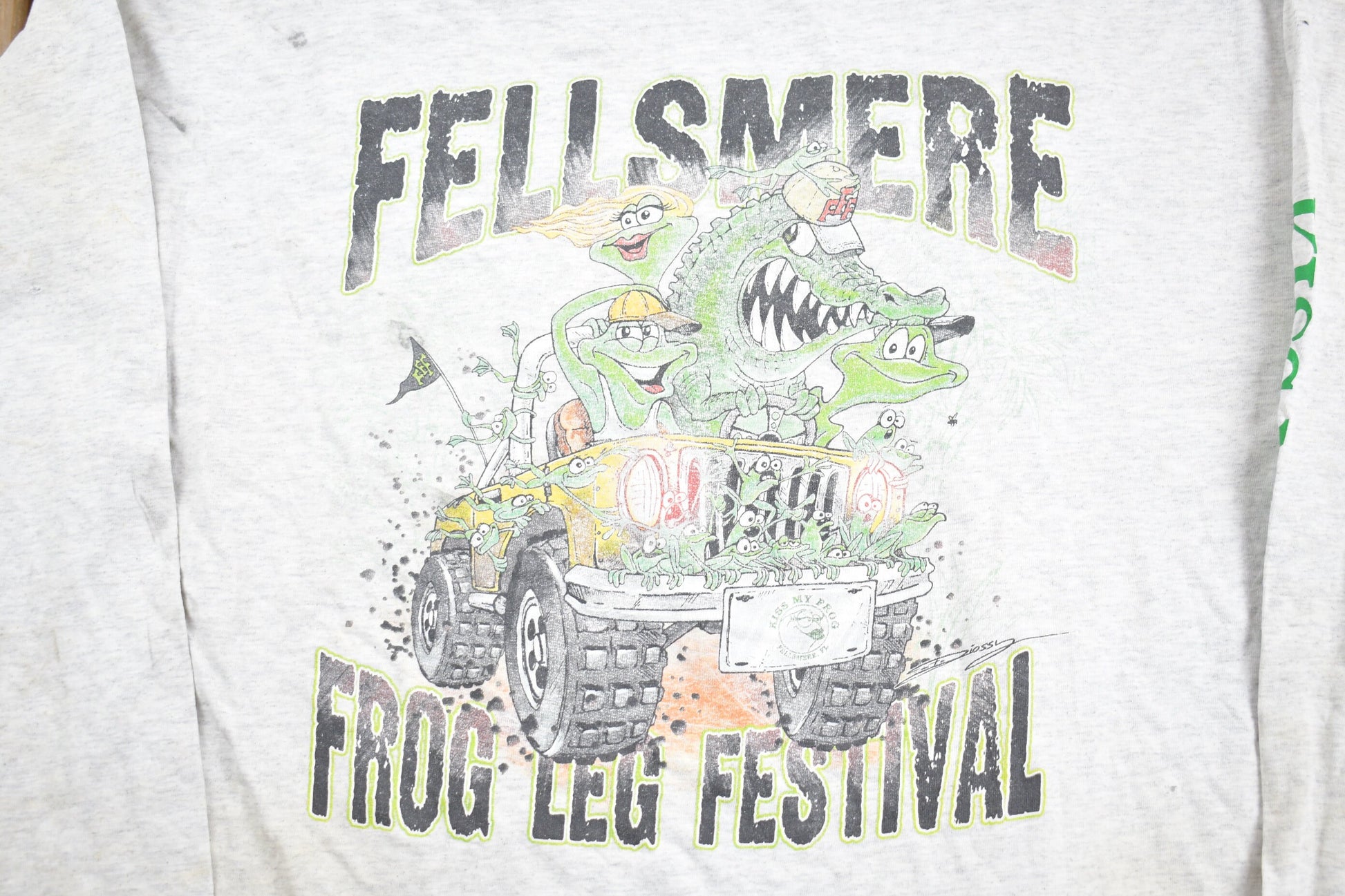 Vintage 1990s Fellsmere Florida Kiss My Frog Long Sleeve T Shirt / 90s Crewneck / Souvenir Sweater / Streetwear / Travel And Vacation