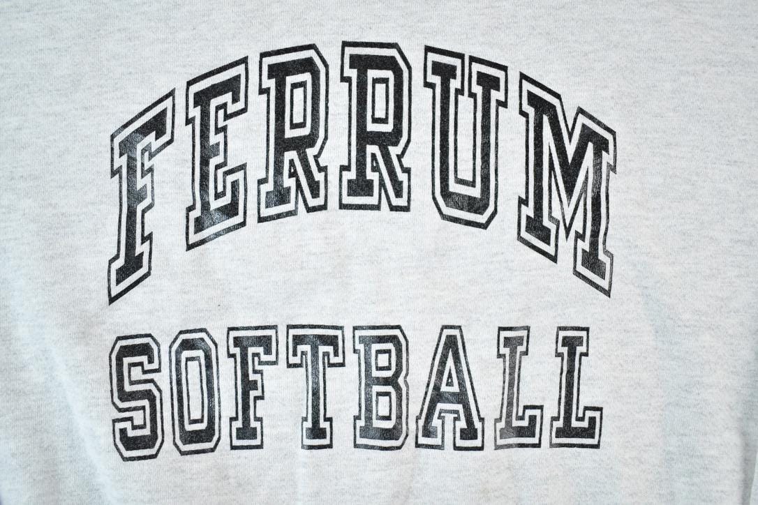 Vintage 1990s Ferrum Softball Souvenir Heavyweight Crewneck Sweatshirt Made In USA