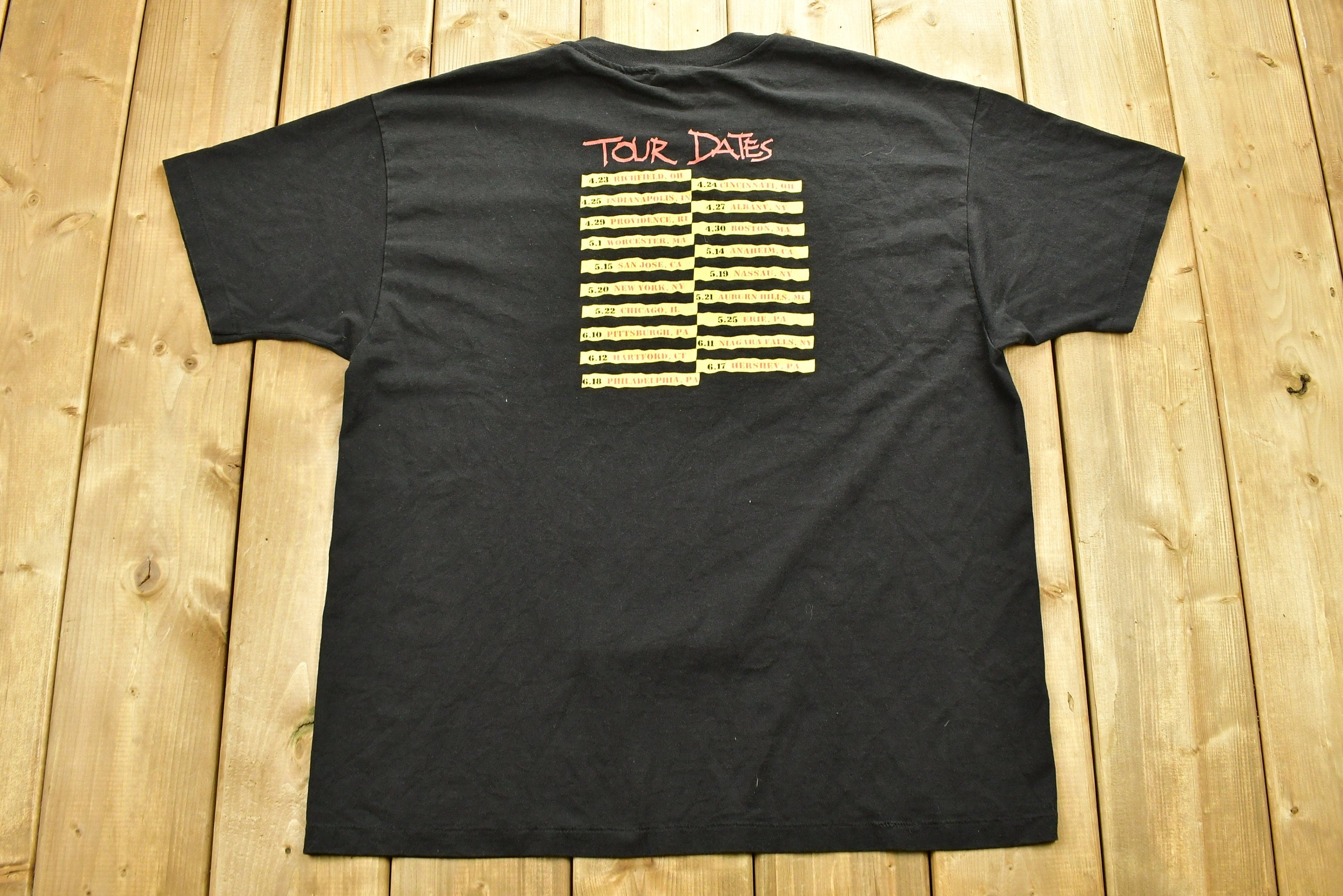 Vintage 1994 Wrestle Mania Revenge Tour T-Shirt