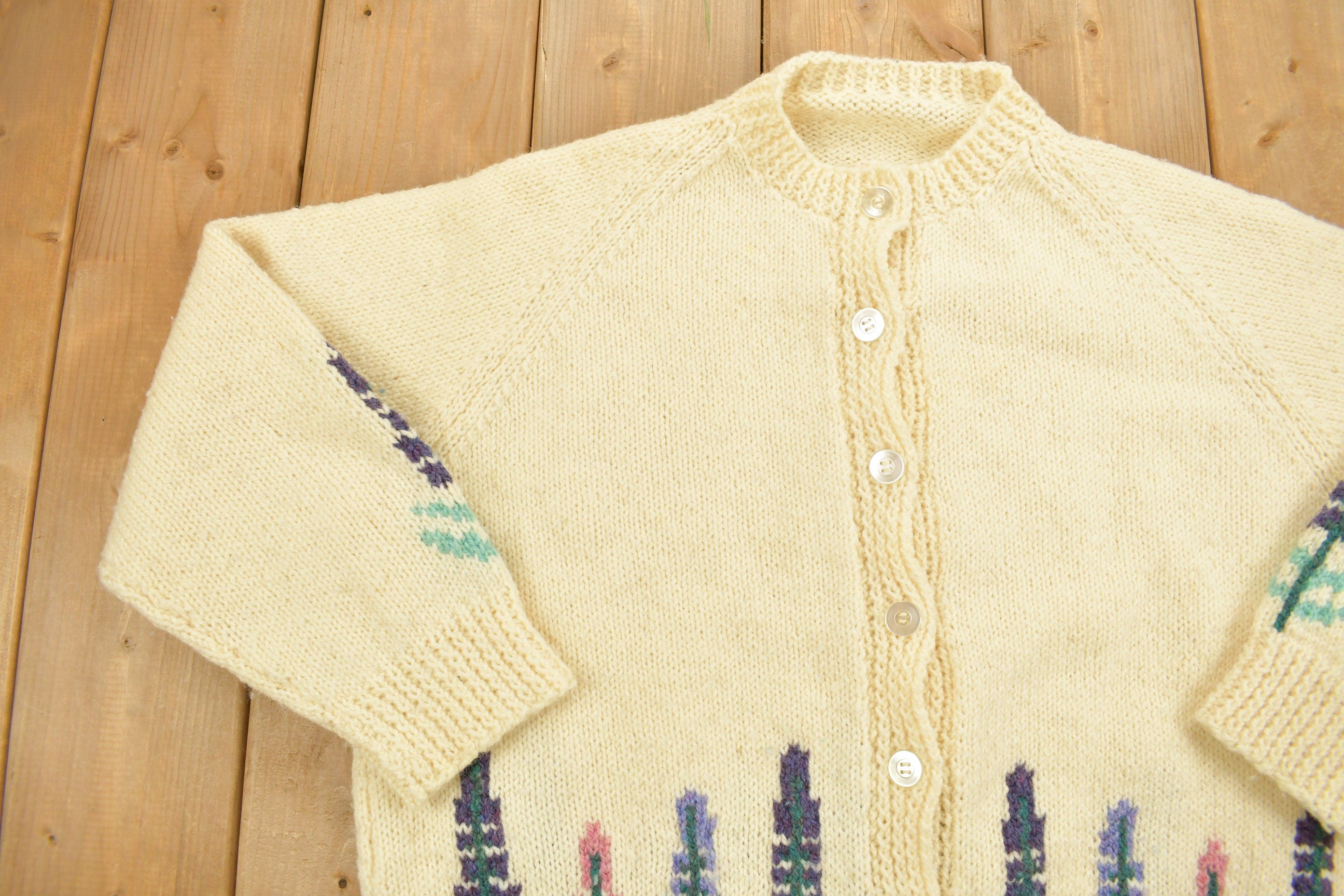 Vintage 1990s Floral Theme Knit Cardigan Sweater