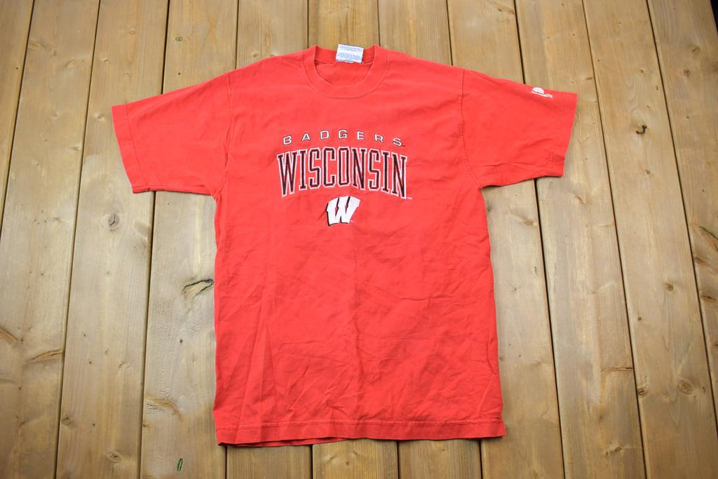 Vintage 1990s Wisconsin Badgers University Collegiate T-Shirt