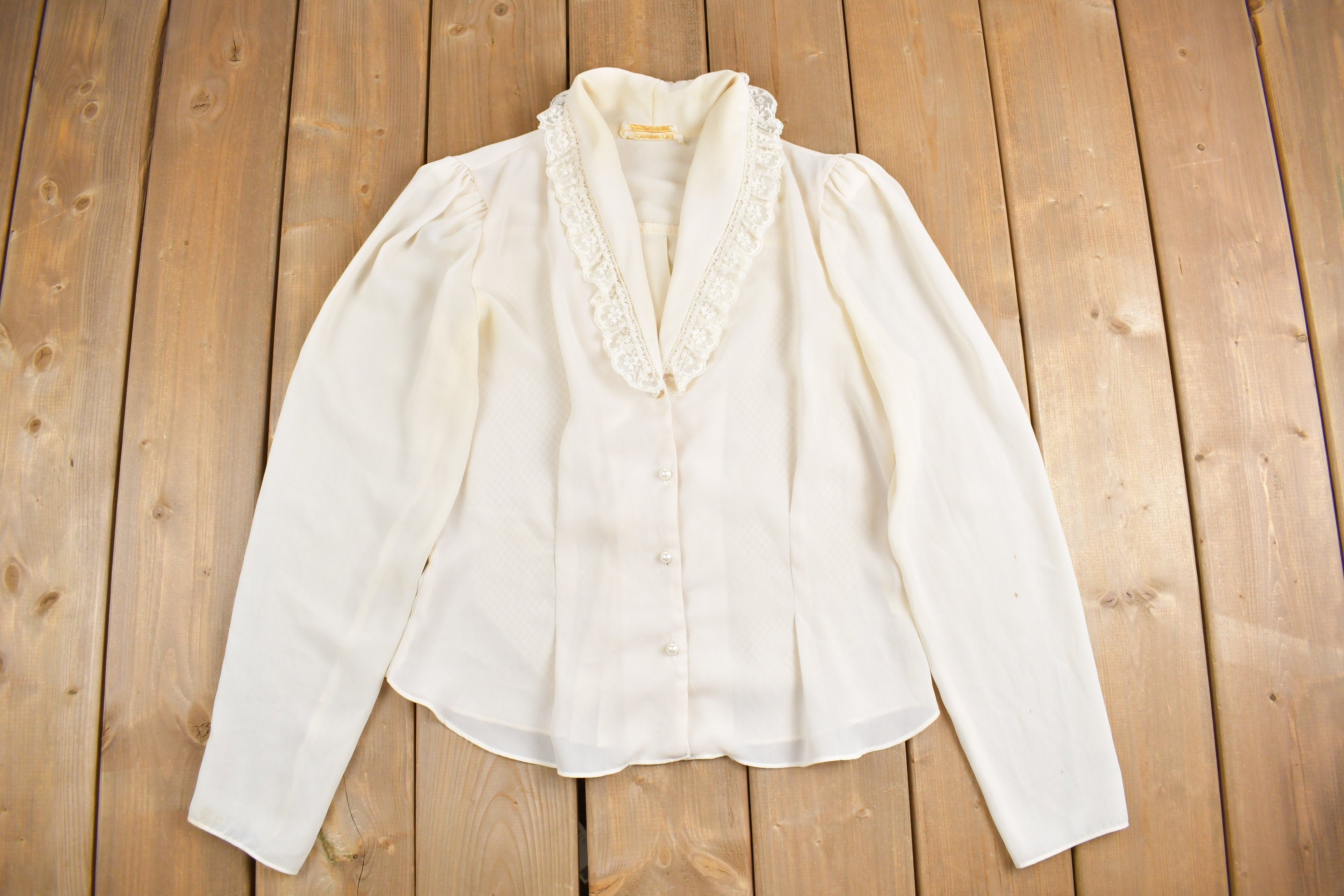 Vintage 1970s Cinnamon Frill Collar Button Up Shirt  70s Buccaneer Button Up  Dress Shirt  Basic Button Up  Pirate Shirt  Pearls
