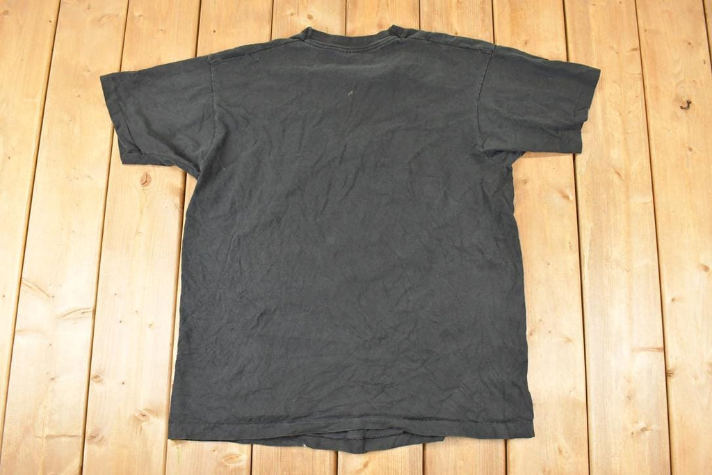 Vintage 1990s Mickey Mouse Embroidered Disney T-Shirt Men's L