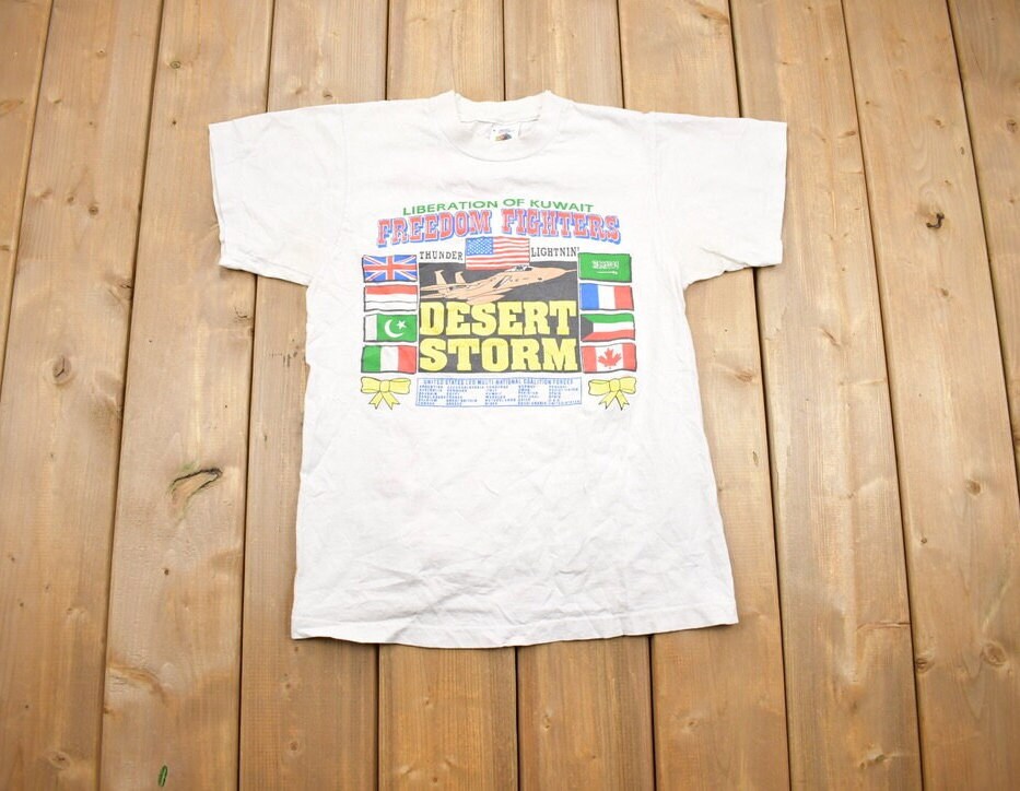Vintage 1990s Freedom Fighters Desert Storm T Shirt