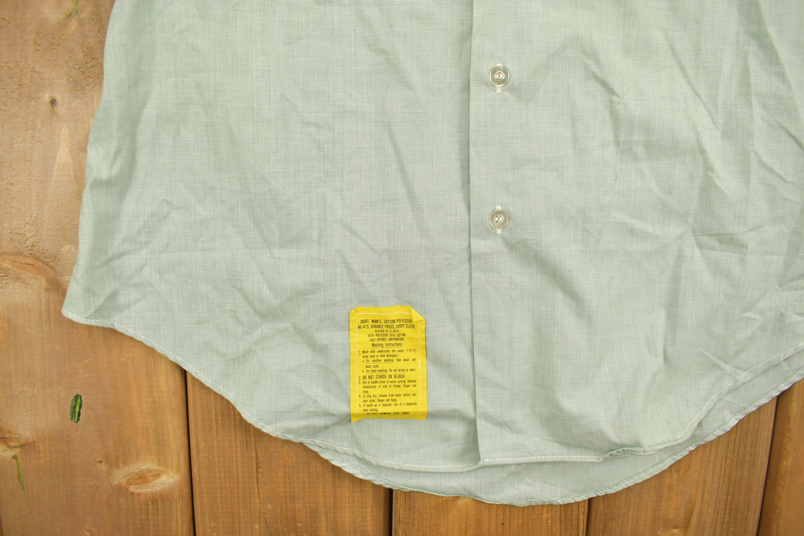 Vintage 1981 Green Button Up Short Sleeve Shirt