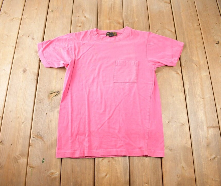 Vintage 1990s Eddie Bauer Blank Pocket T-Shirt Size S