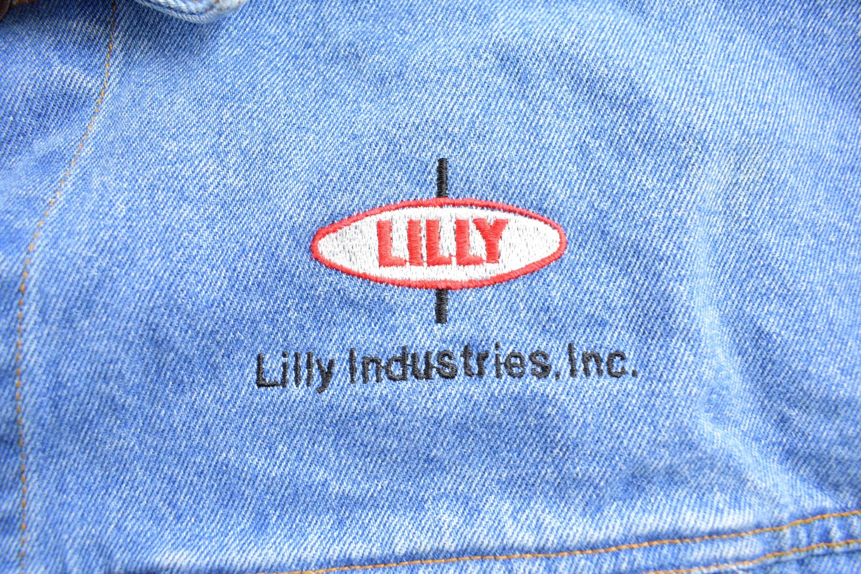 Vintage 1990s Lilly Industries Blue Pointe Denim Jean Jacket