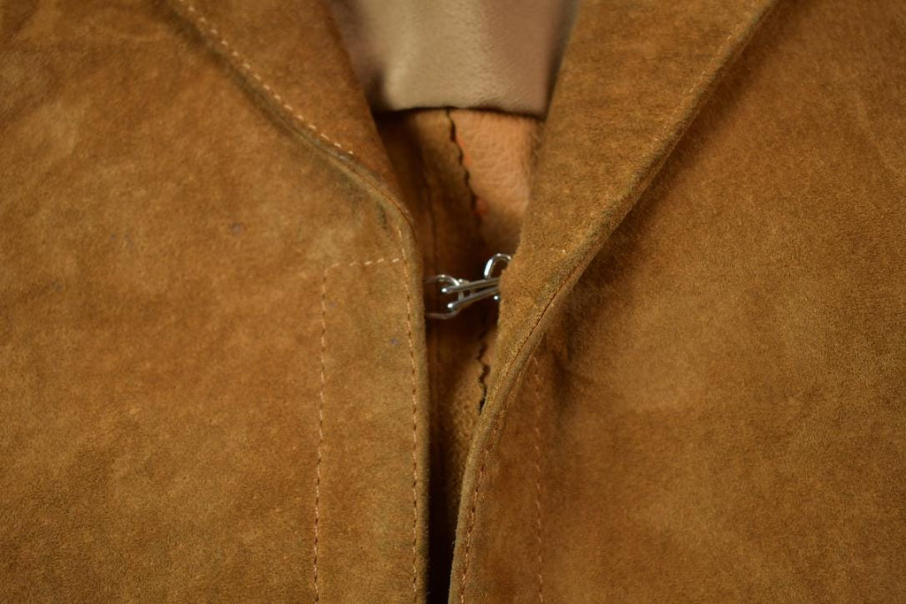 Vintage 1980s Women's Dantelli Clasp Closure Suede Leather Coat