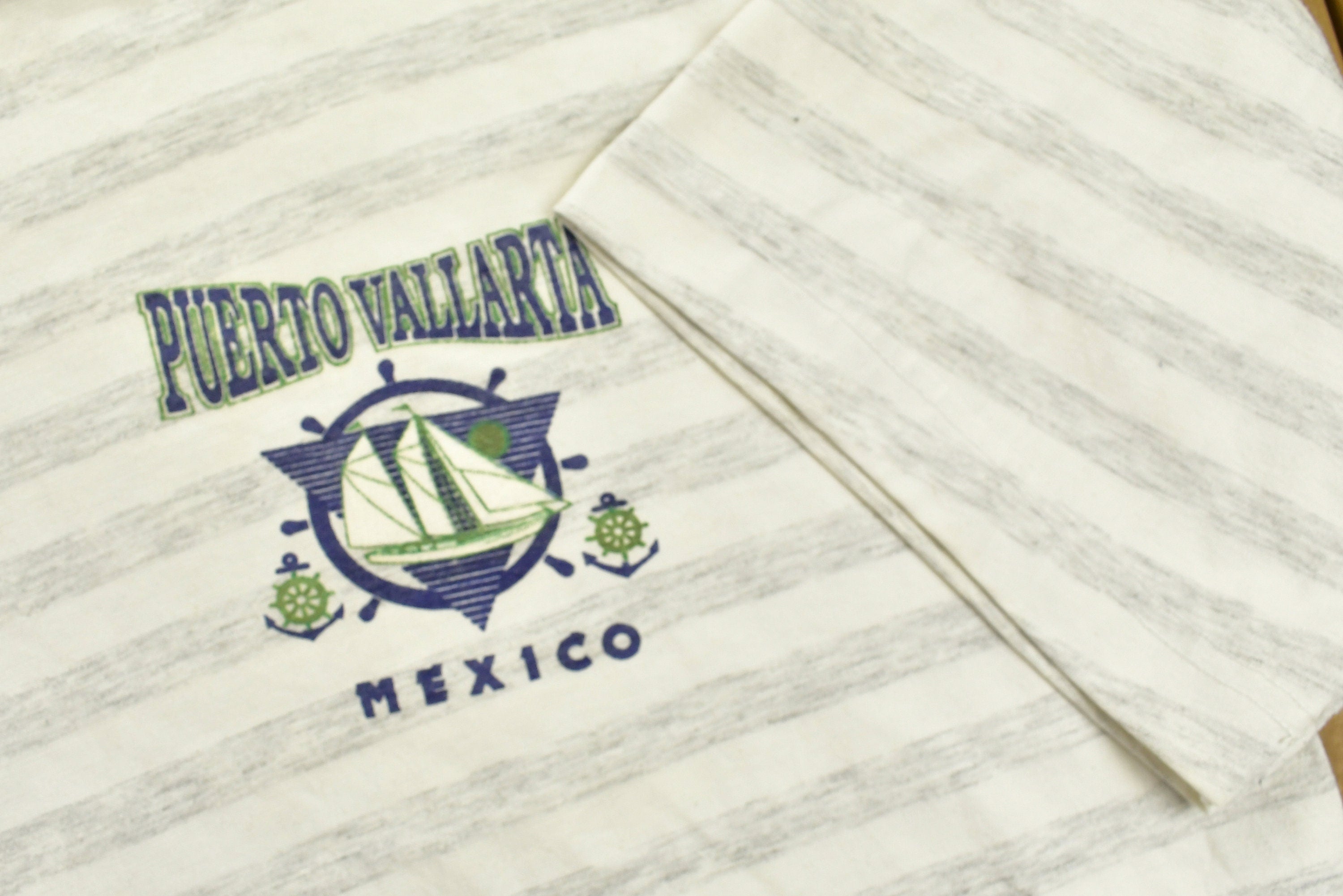 Vintage 1990s Puerto Vallarta Mexico T-Shirt