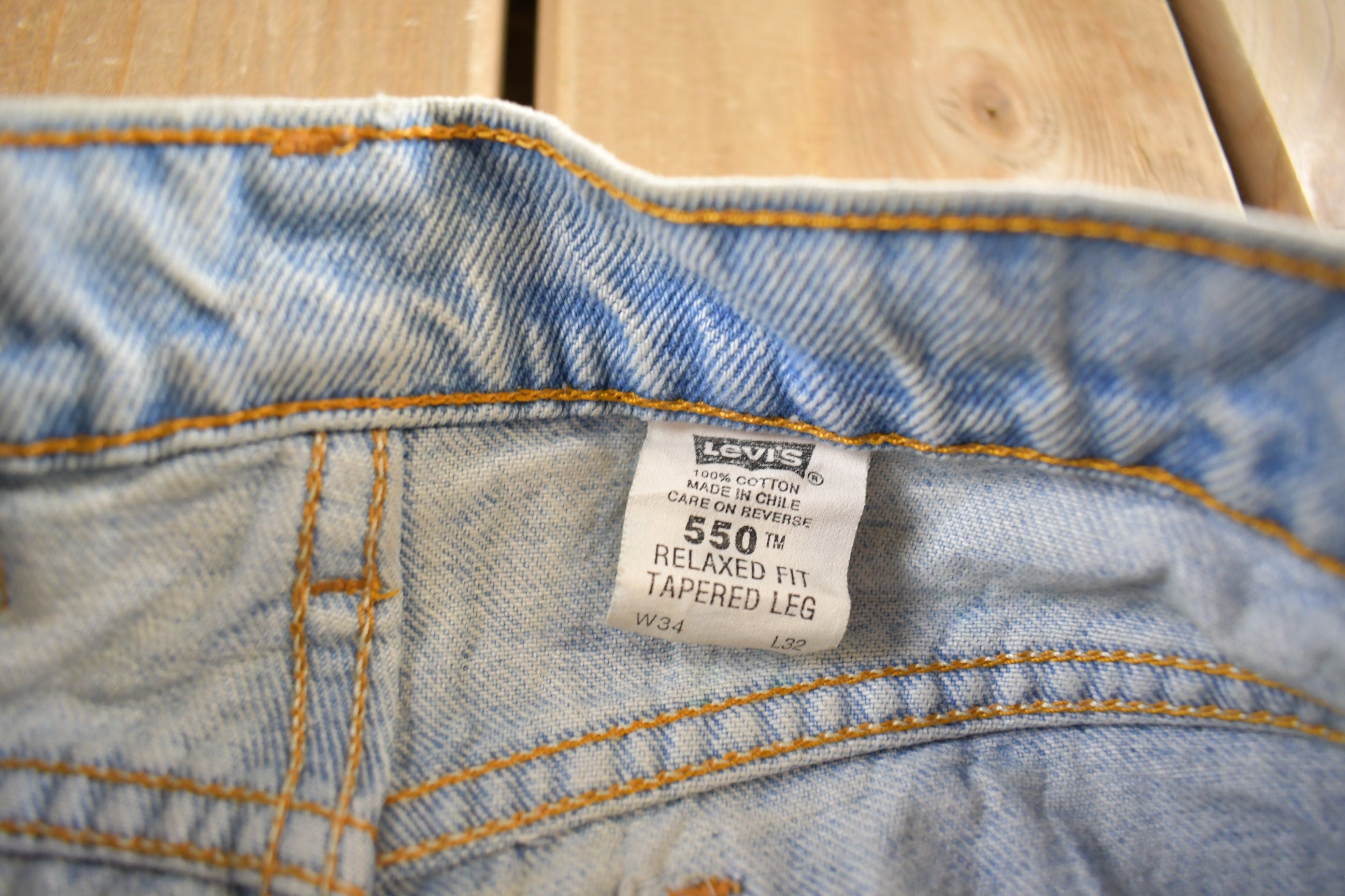 Vintage 1990s Levi's 550 Jeans Size 34x32