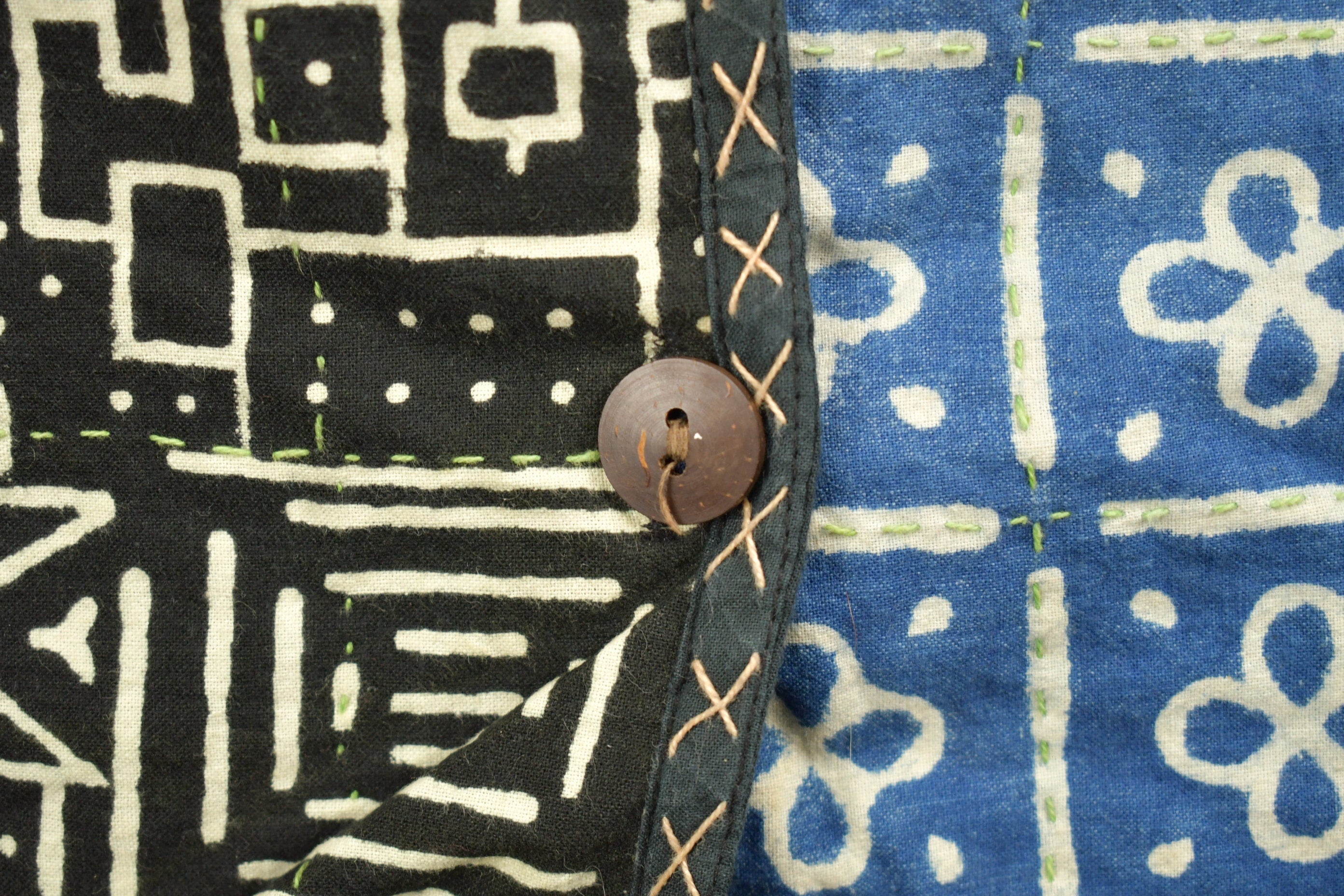 Vintage 1990s Kar-Ma Abstract Knitted Cardigan