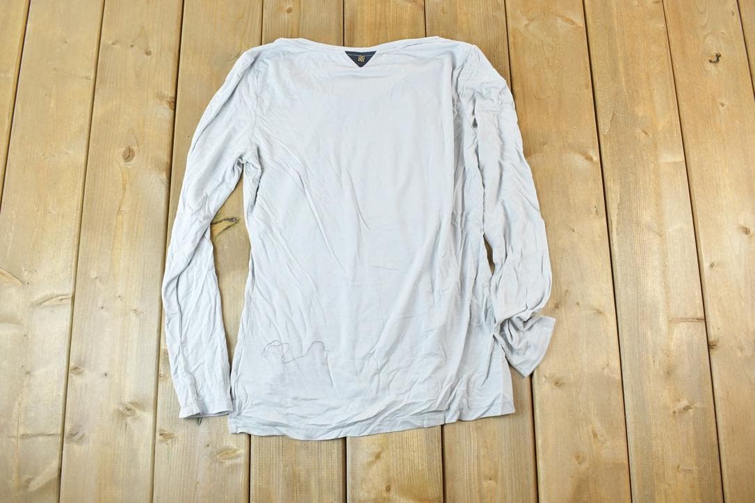 Women Vintage Vigoss Y2K T-Shirt / Vigoss Grunge Skull Print / Contrast Stitch / Internet Famous Clothing / Over Dyed / Y2K Bedazzled