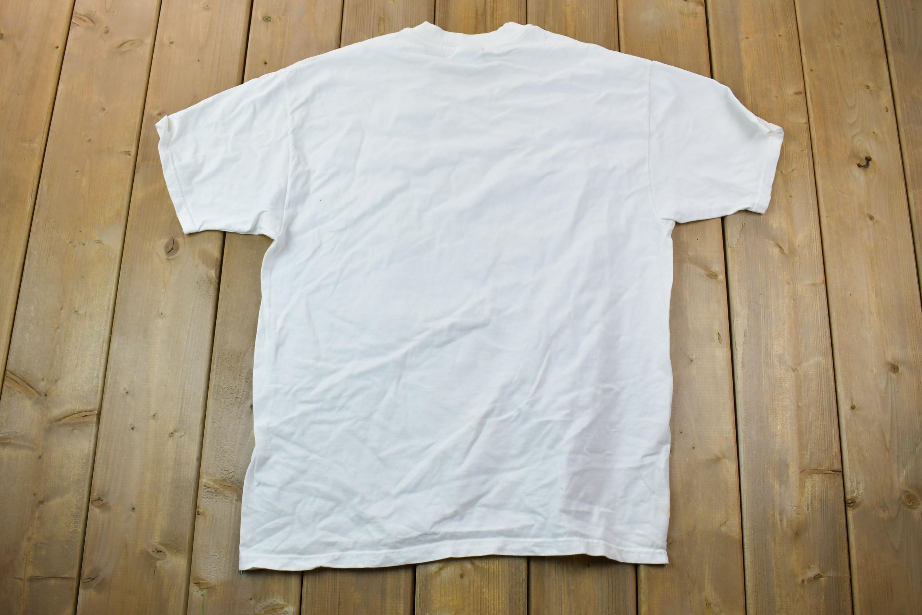 Vintage 1991 Hersheys Food Corp Souvenir T-Shirt