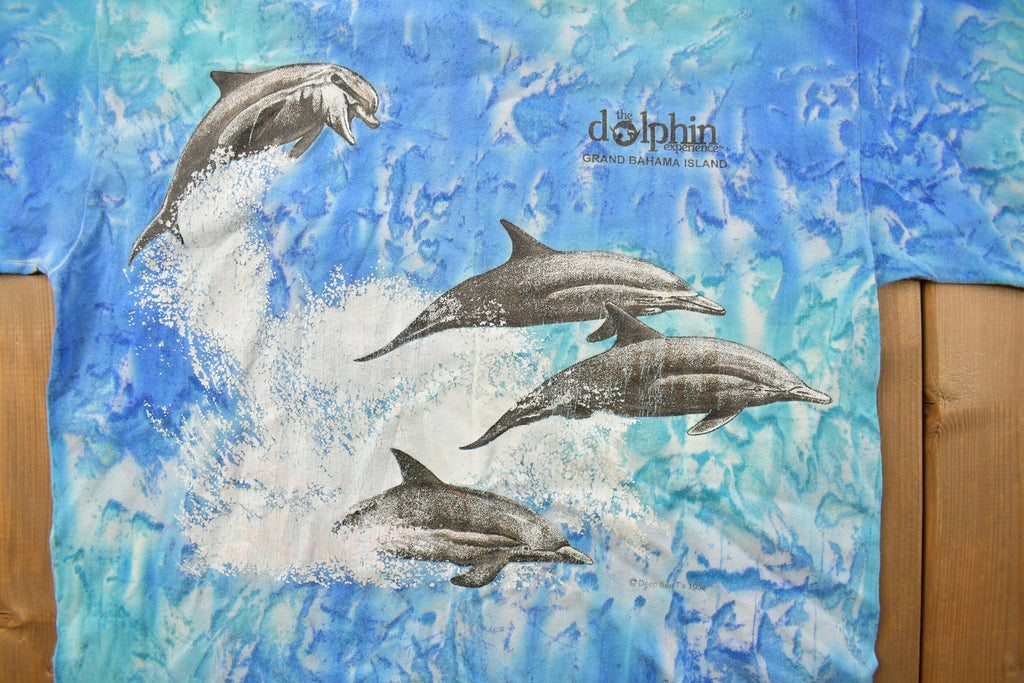 Vintage 1990s Bahamas Dolphin Themed T-Shirt