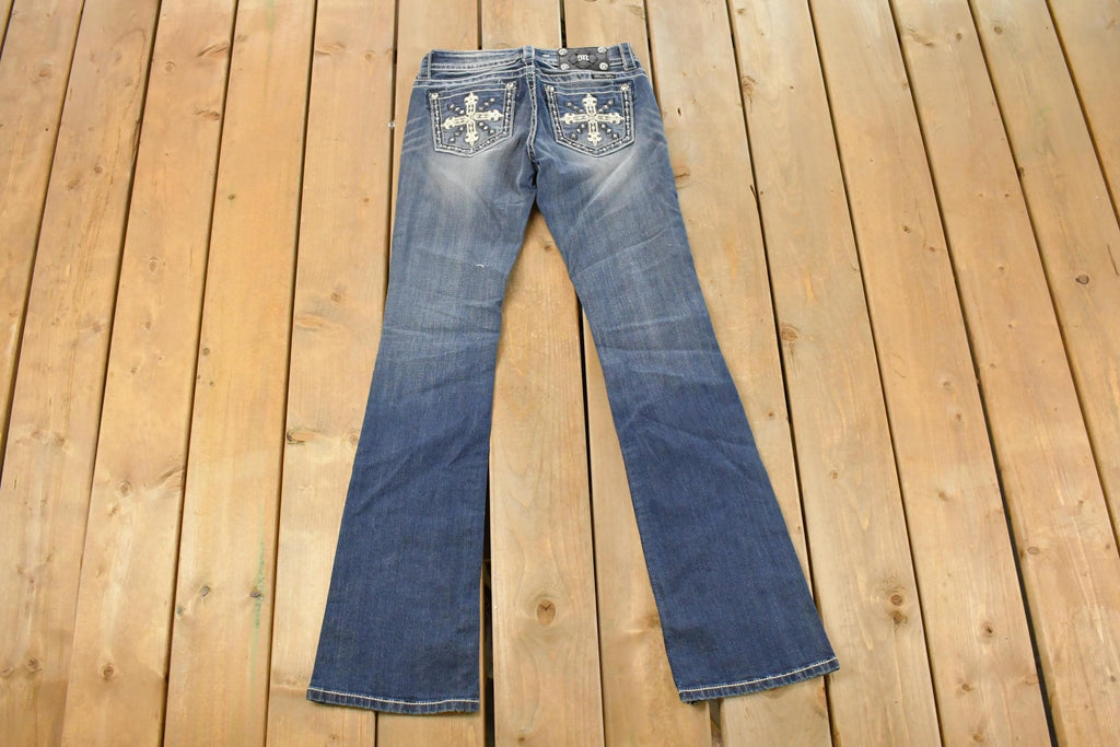 Vintage Deadstock Y2K Miss Me Bedazzled Low Rise Jeans Women's Size 26x31 / Boot Cut Jeans / 2000's Embroidered Contrast Stitched Denim