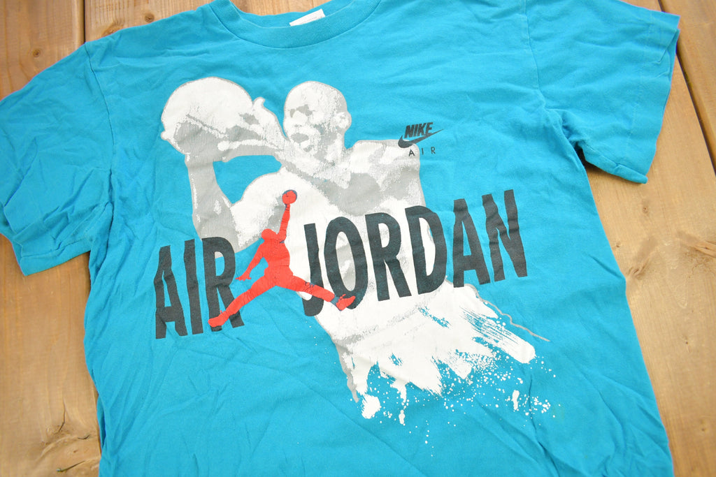 Vintage 1991 Nike Air Jordan Looney Tunes Hare Jordan Graphic T-Shirt