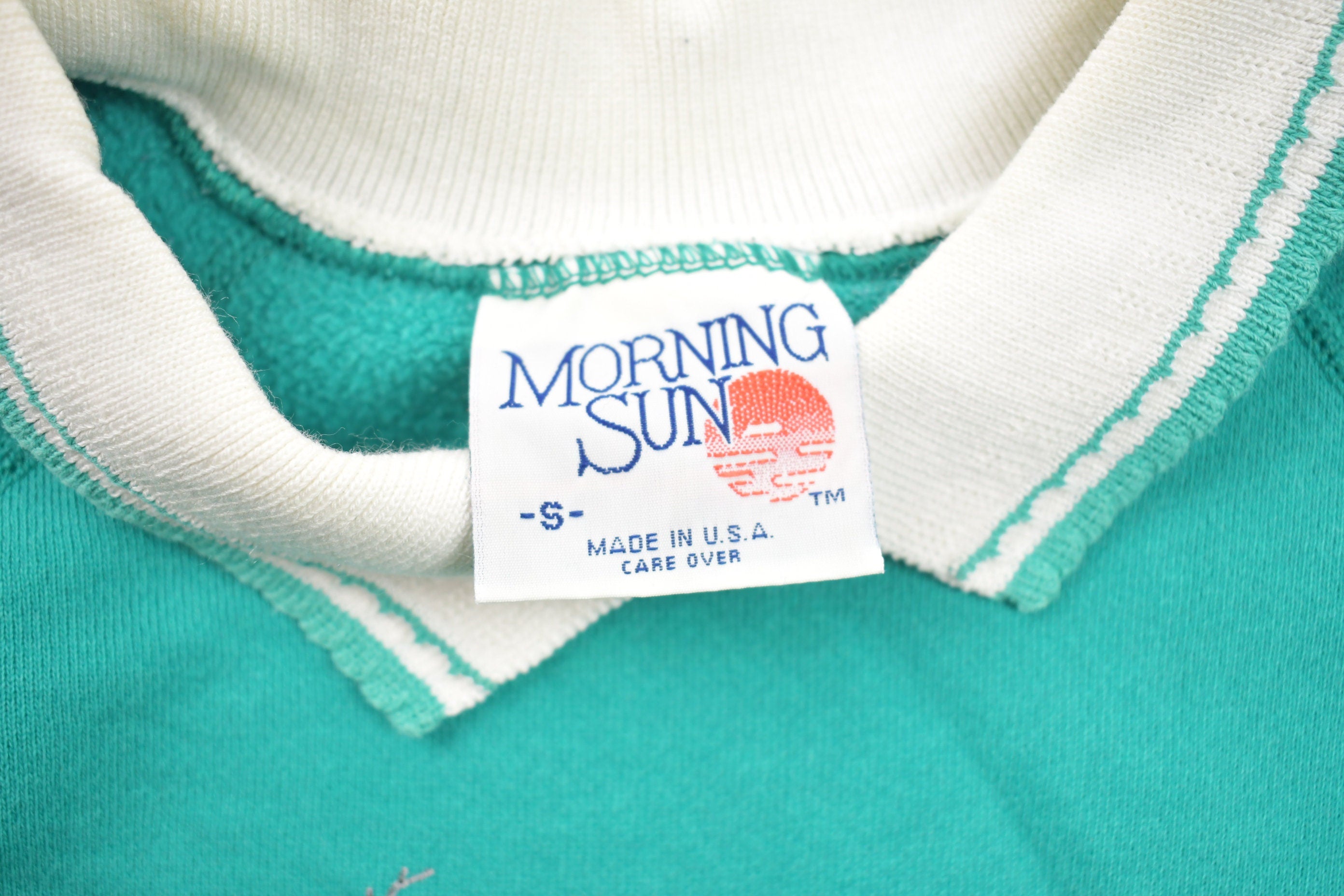 Vintage 1990s Bird Theme Double Collar Crewneck Sweater