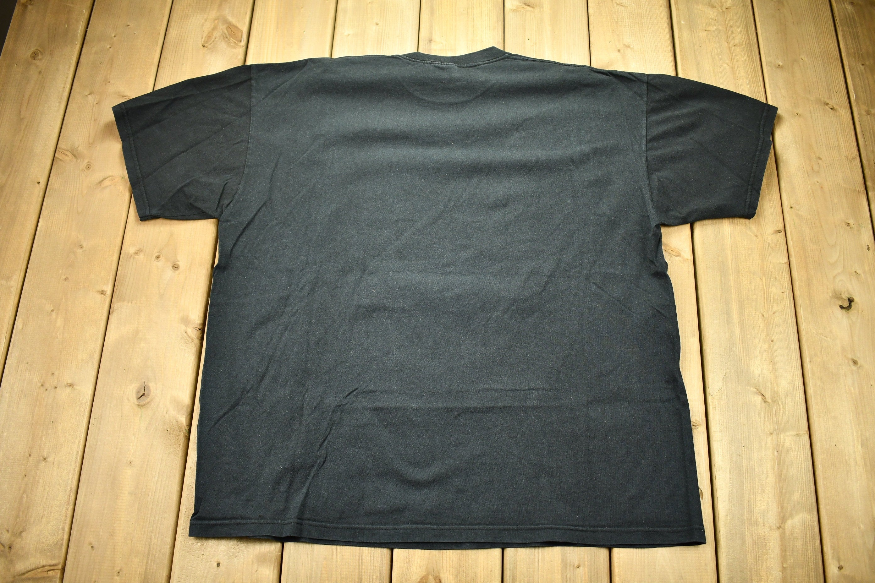 Vintage 1990s Fila Basketball Graphic T-Shirt