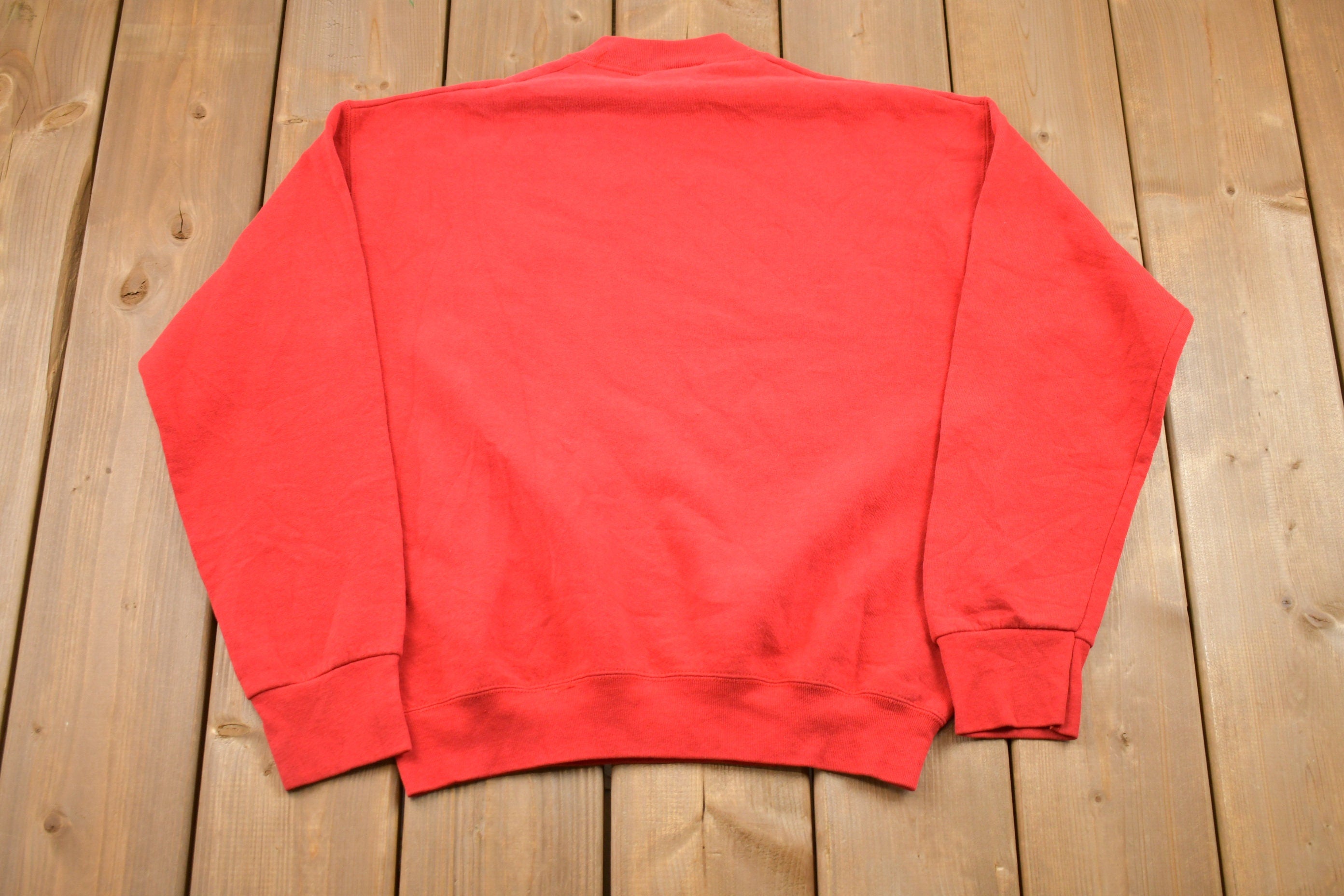 Vintage 1990s Looney Tunes Graphic Sweatshirt