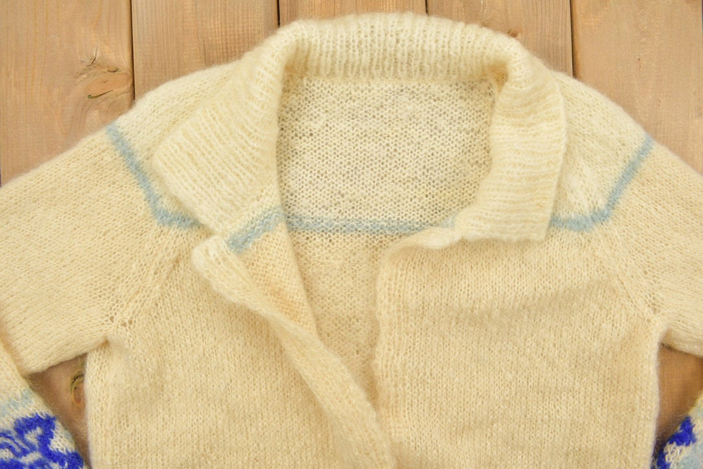 Vintage 1960s Floral Knit Wool Crewneck Sweater