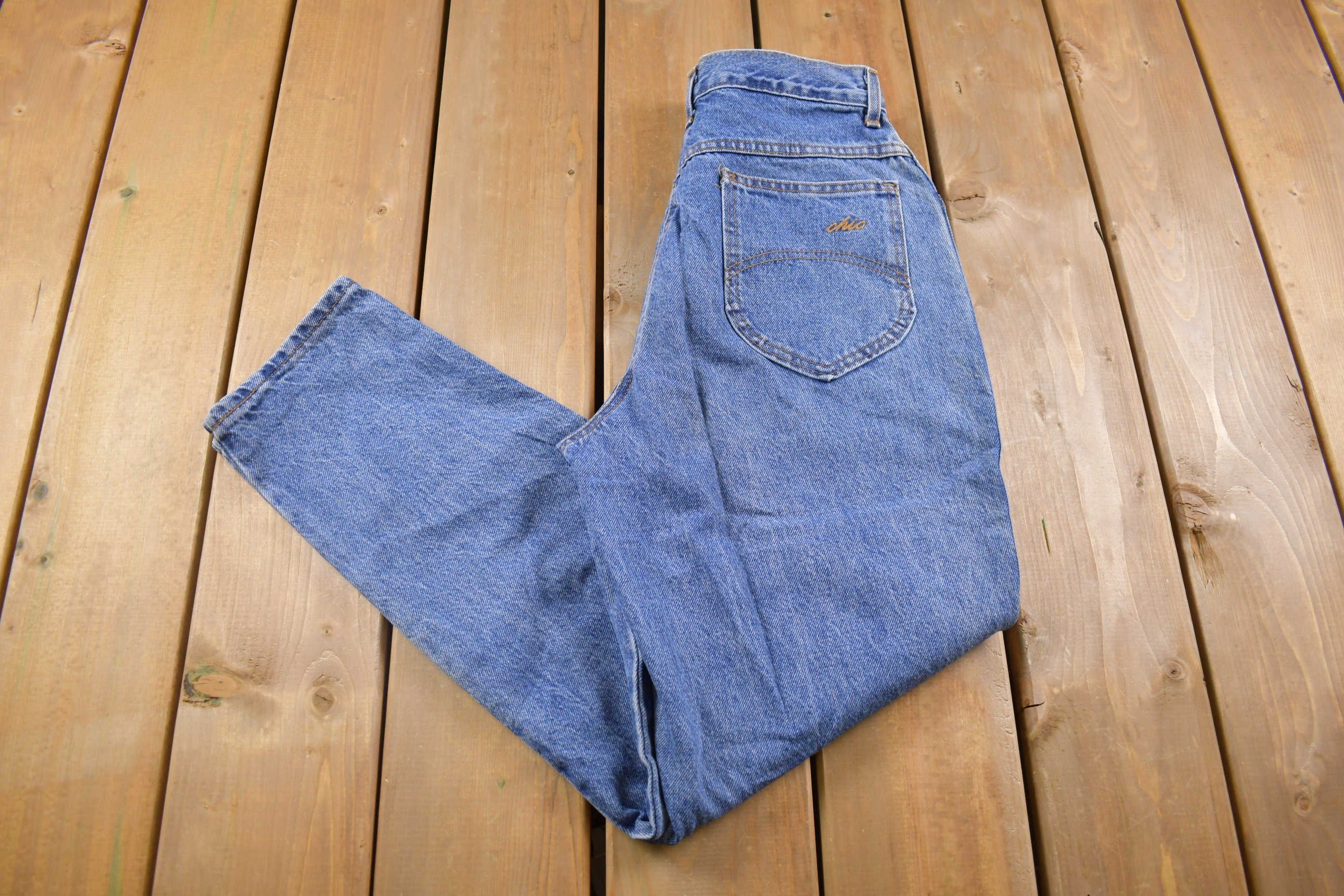 Vintage 1990's Chic High Waisted Blue Jeans 26 x 29