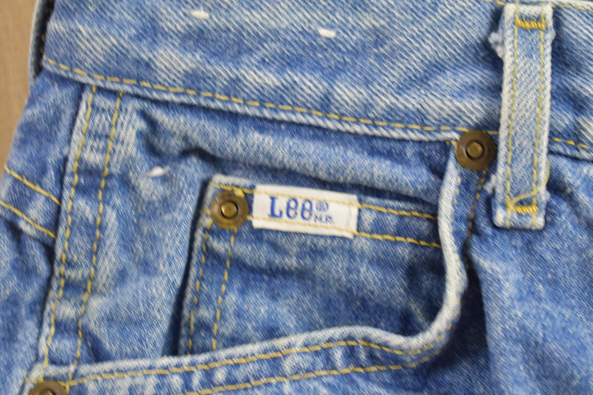 Vintage 1980s LEE Blue Jeans Size 27 x 27