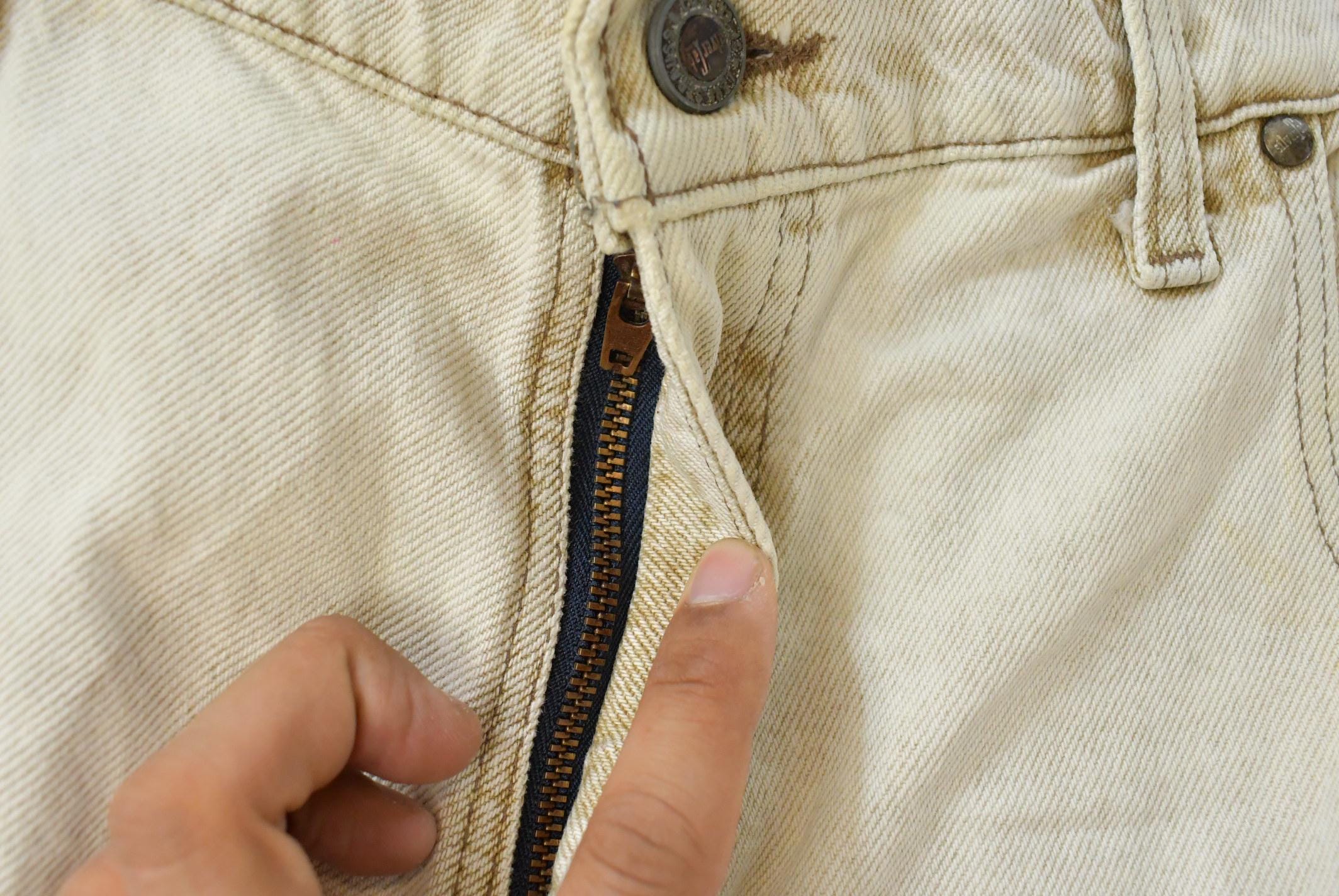 Vintage 1990s Levi Silver Tab Loose Fit Acid Wash Denim Jeans Men's 37 x 33 / 90s Silvertabs / Streetwear / Made in USA