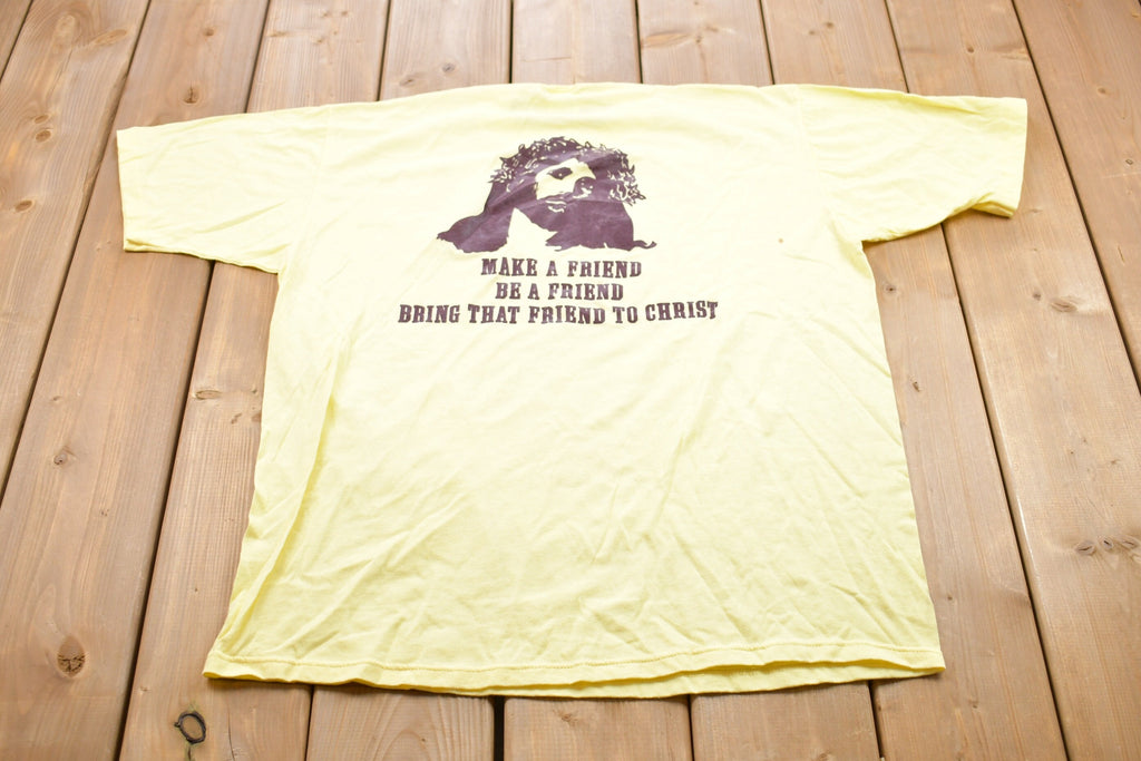 Vintage 1990s Happy Man Jesus Graphic T-Shirt