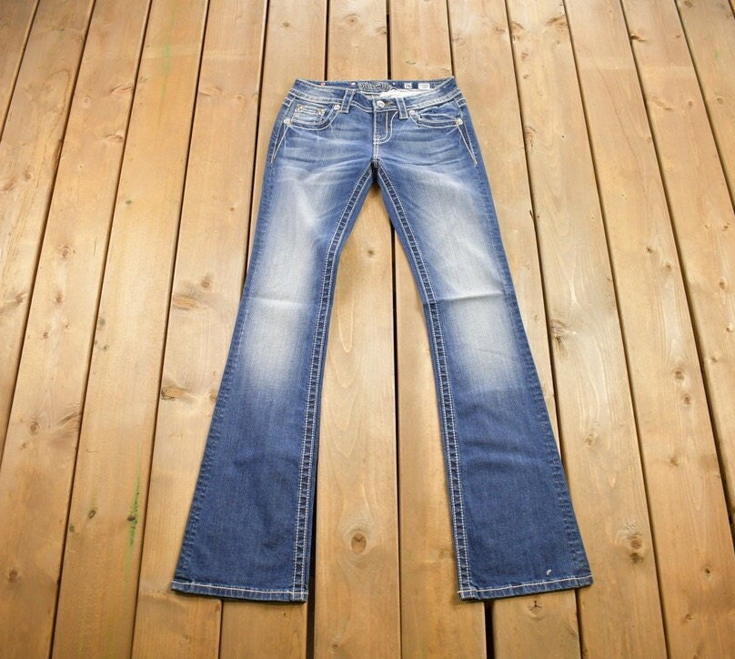 Vintage Y2K Miss Me Bedazzled Low Rise Jeans Size 26x31