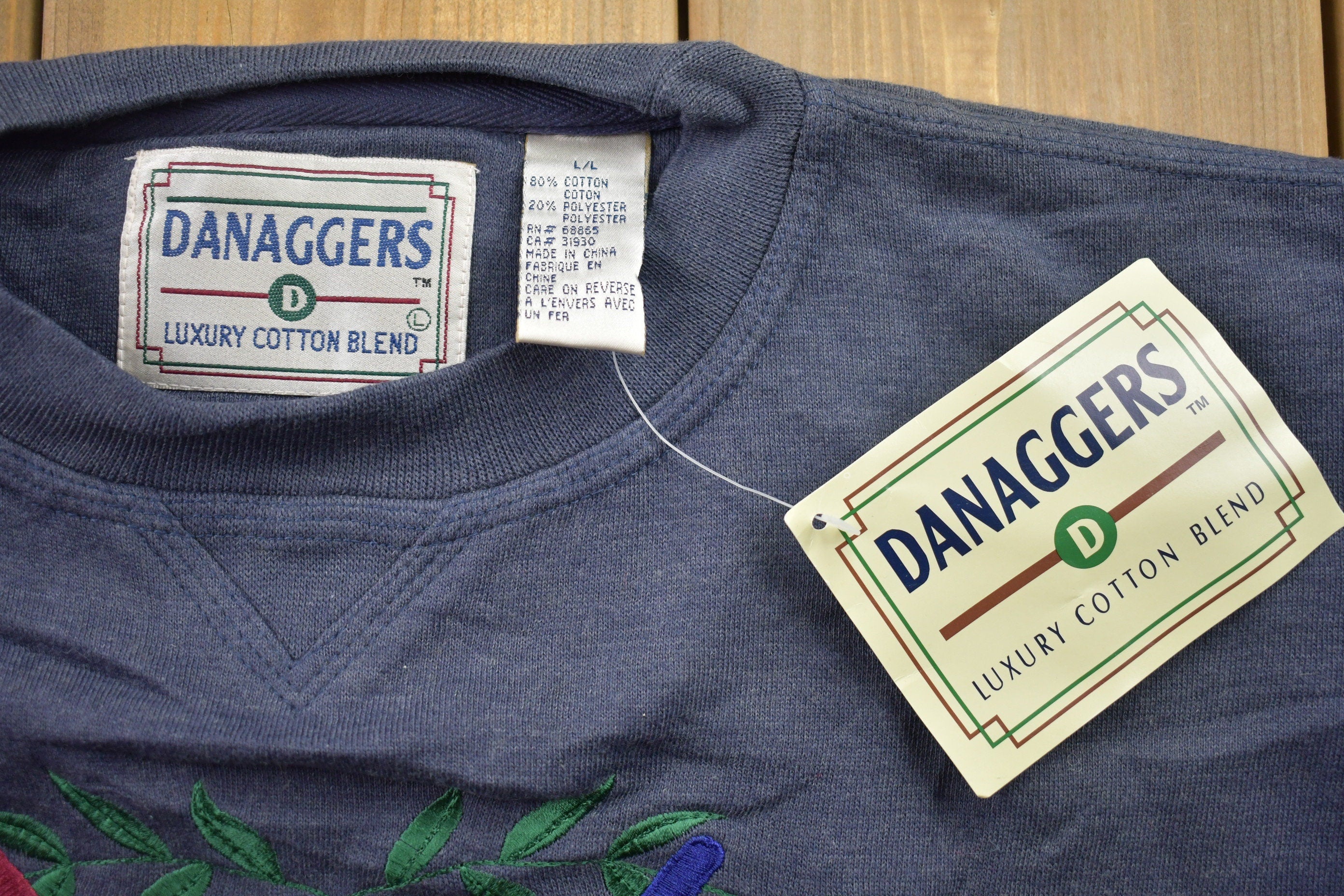 Vintage 1990s Brand New Danaggers Golf Crewneck Sweatshirt