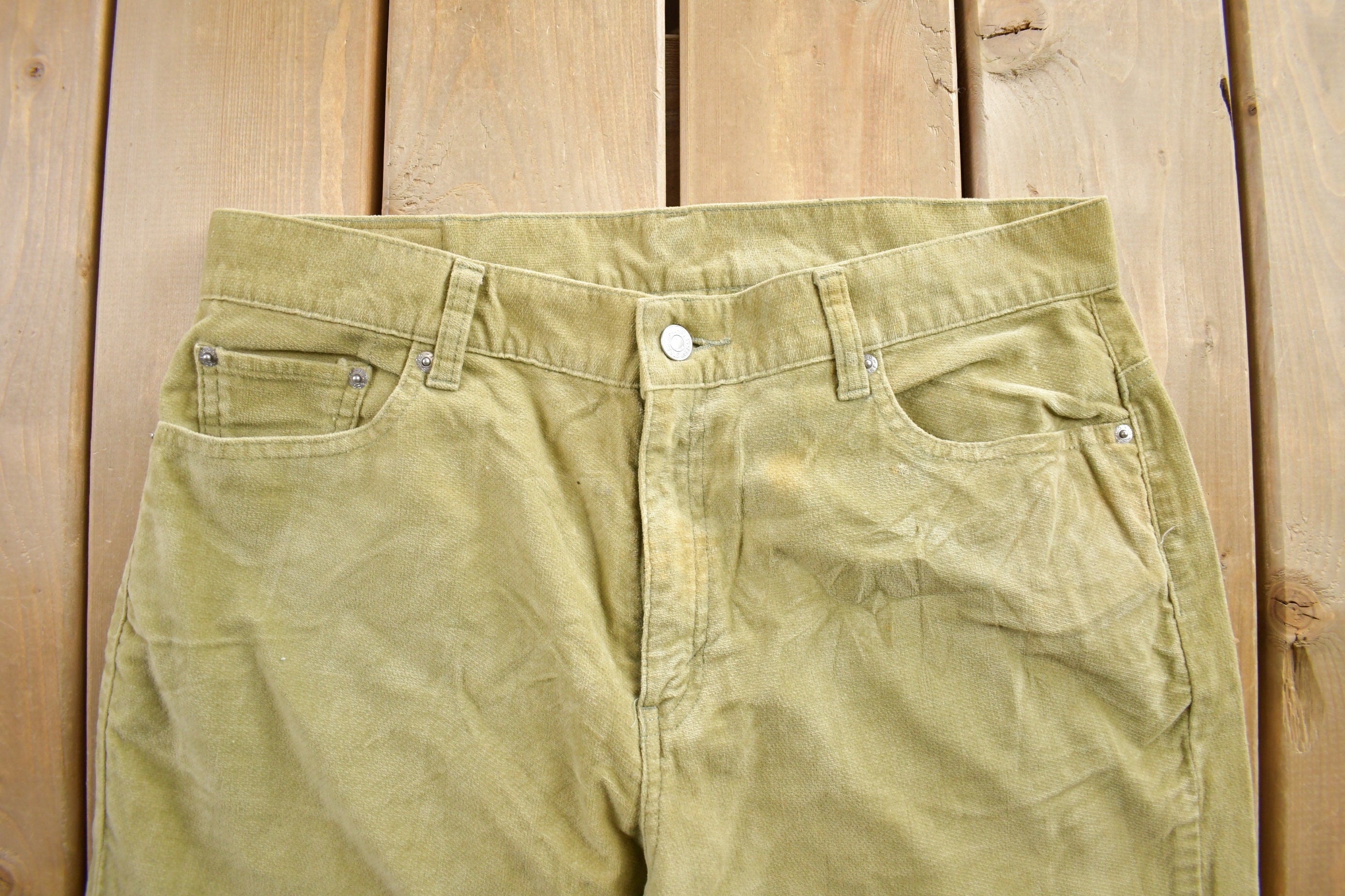 Vintage 1990s Levi's 505 Straight Leg Green Corduroy Pants Size 32x32