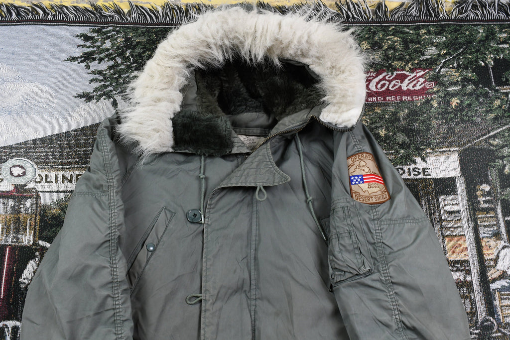 Vintage 1980s United States Army Operation Desert Shield Full Zip Parka Jacket